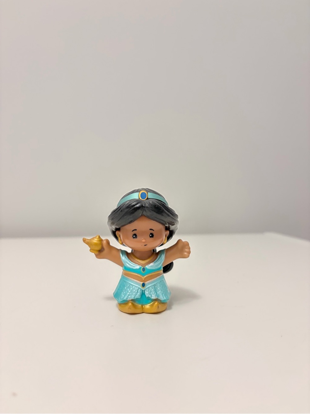 (5/$25) Fisher Price Little People Jasmine (Non-Talker)